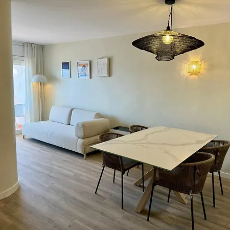 Puerto Miramar Apartment