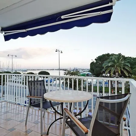 Puerto Miramar Apartment *
